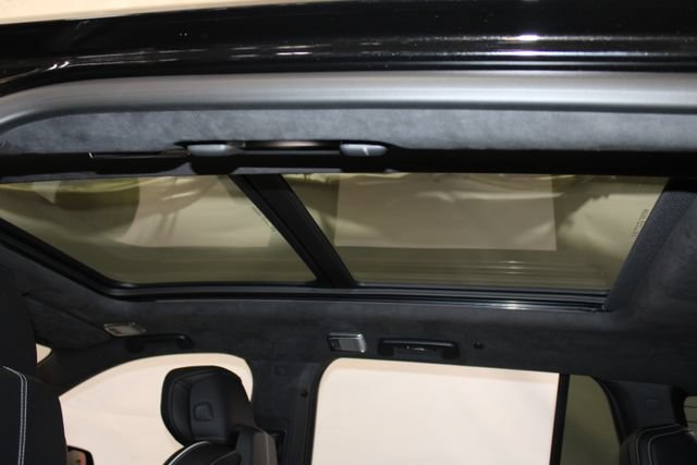 Used 2026 Cadillac Vistiq Platinum w/ LPO, Floor Liner Package AWD/4WD image 13