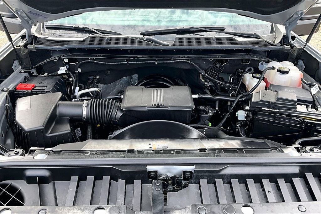 Used 2024 Chevrolet Silverado 2500 ZR2 w/ Technology Package image 10