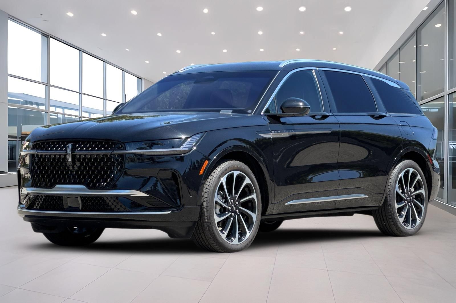 Certified 2024 Lincoln Nautilus Black Label AWD/4WD image 8