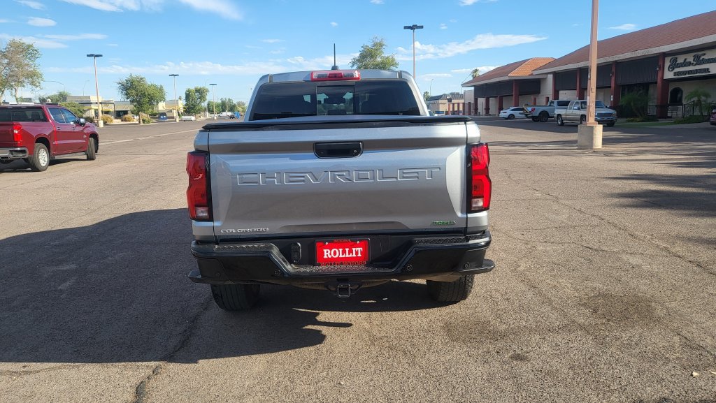 Used 2024 Chevrolet Colorado Z71 w/ Z71 Convenience Package 2 AWD/4WD image 8