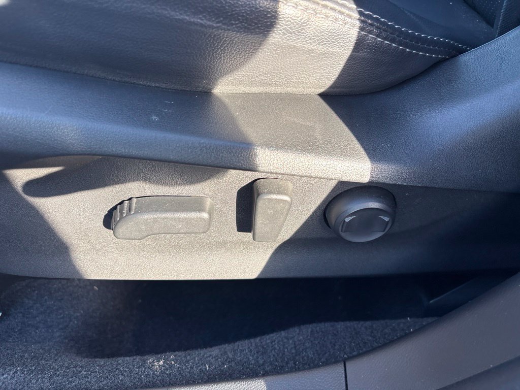 Certified 2023 Subaru Forester Limited AWD/4WD image 18