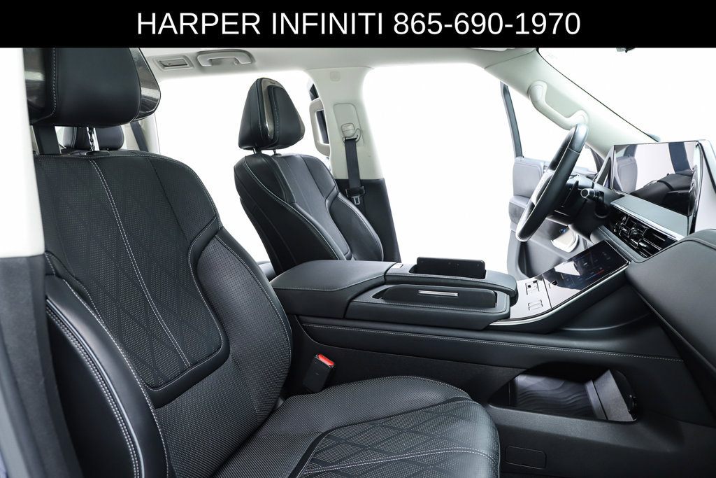 Used 2025 INFINITI QX80 Sensory AWD/4WD image 36