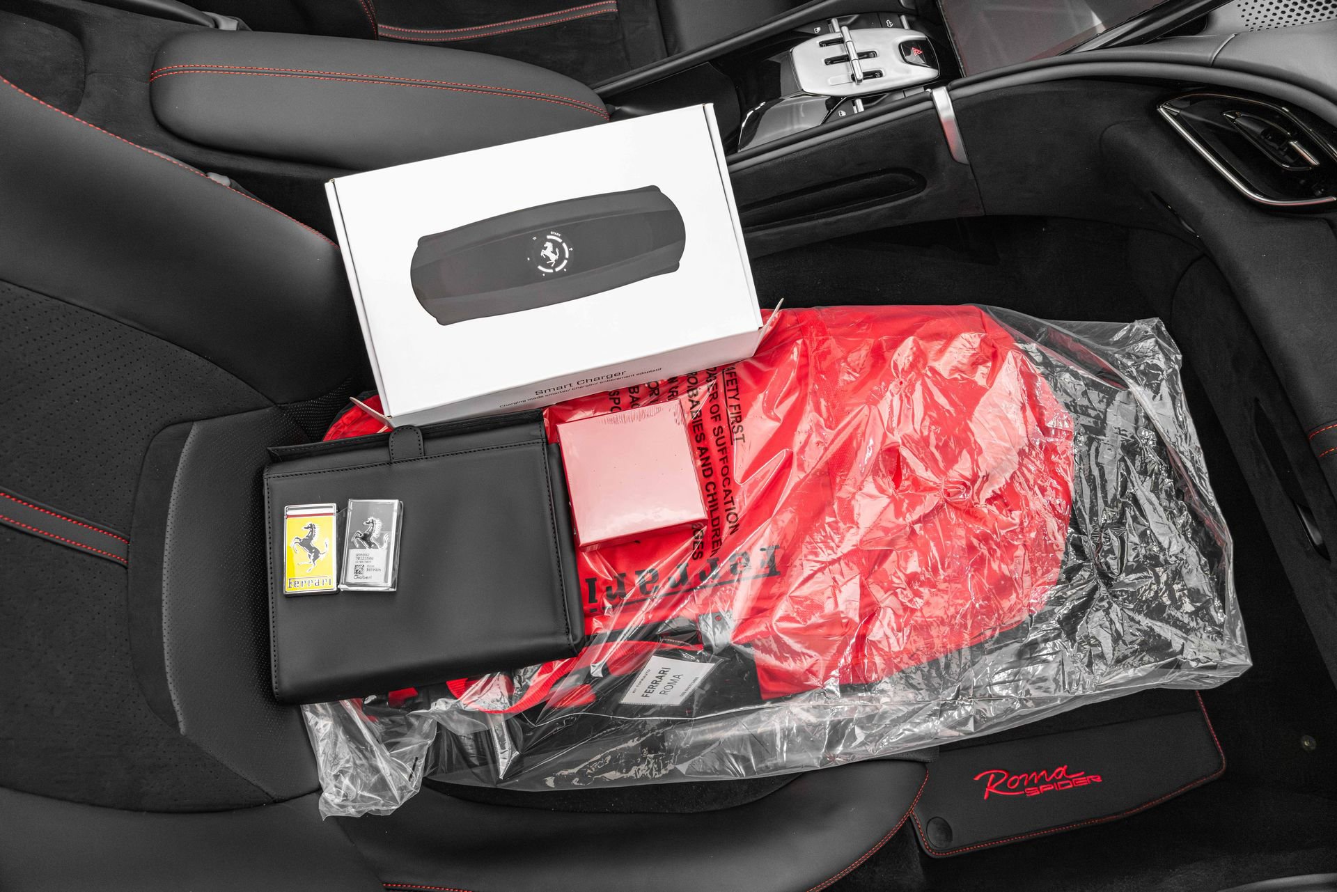 Certified 2025 Ferrari Roma Spider RWD image 29