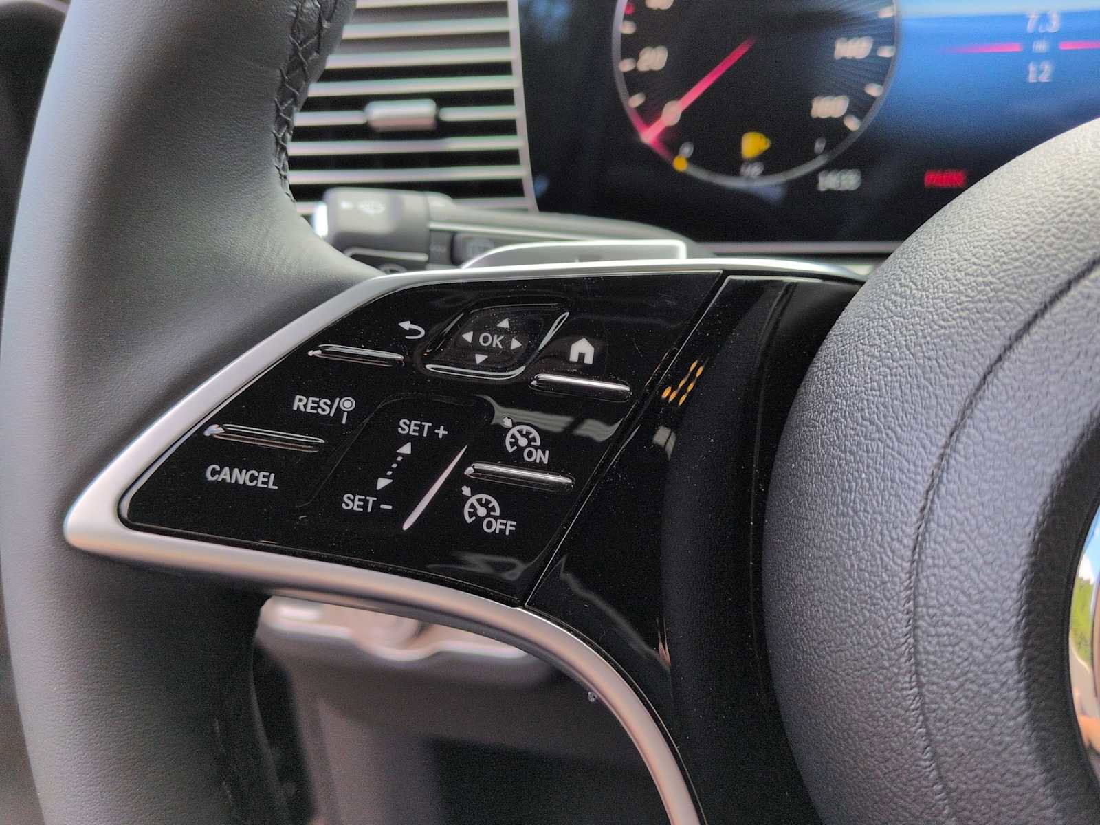 New 2025 Mercedes-Benz GLE 350 4MATIC image 26