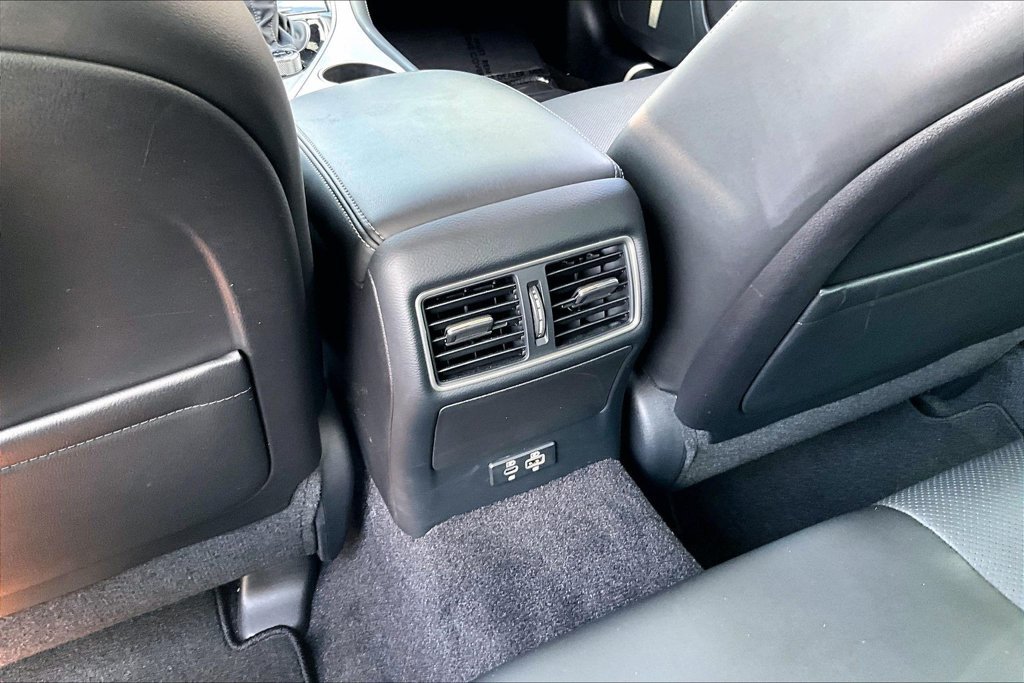 Used 2023 INFINITI Q50 Luxe w/ Cargo Package RWD image 32