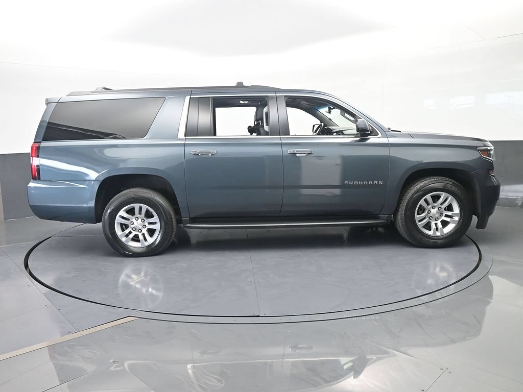 Used 2020 Chevrolet Suburban LT RWD image 7