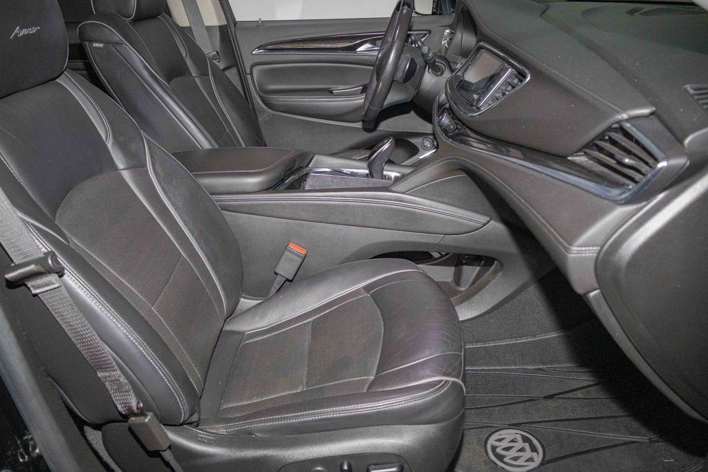 Used 2020 Buick Enclave Avenir w/ Avenir Technology Package image 16