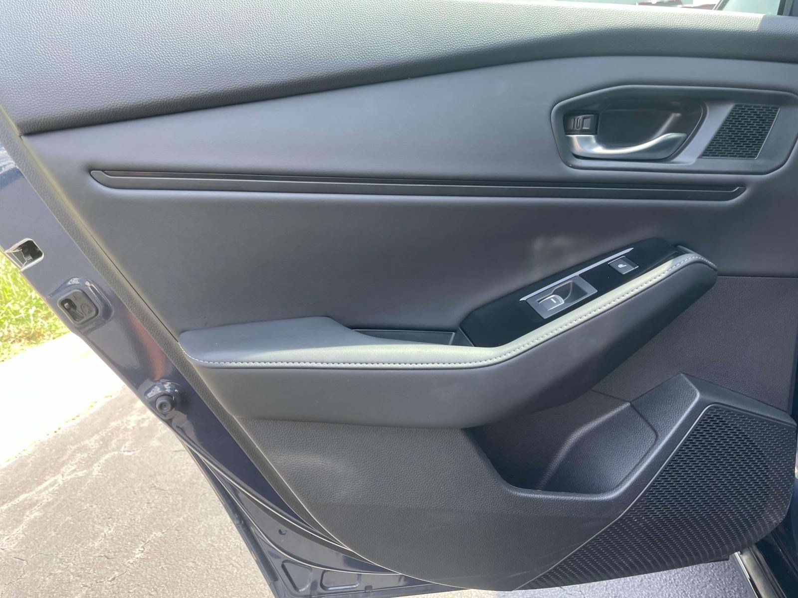 Used 2025 Honda Accord Touring image 13