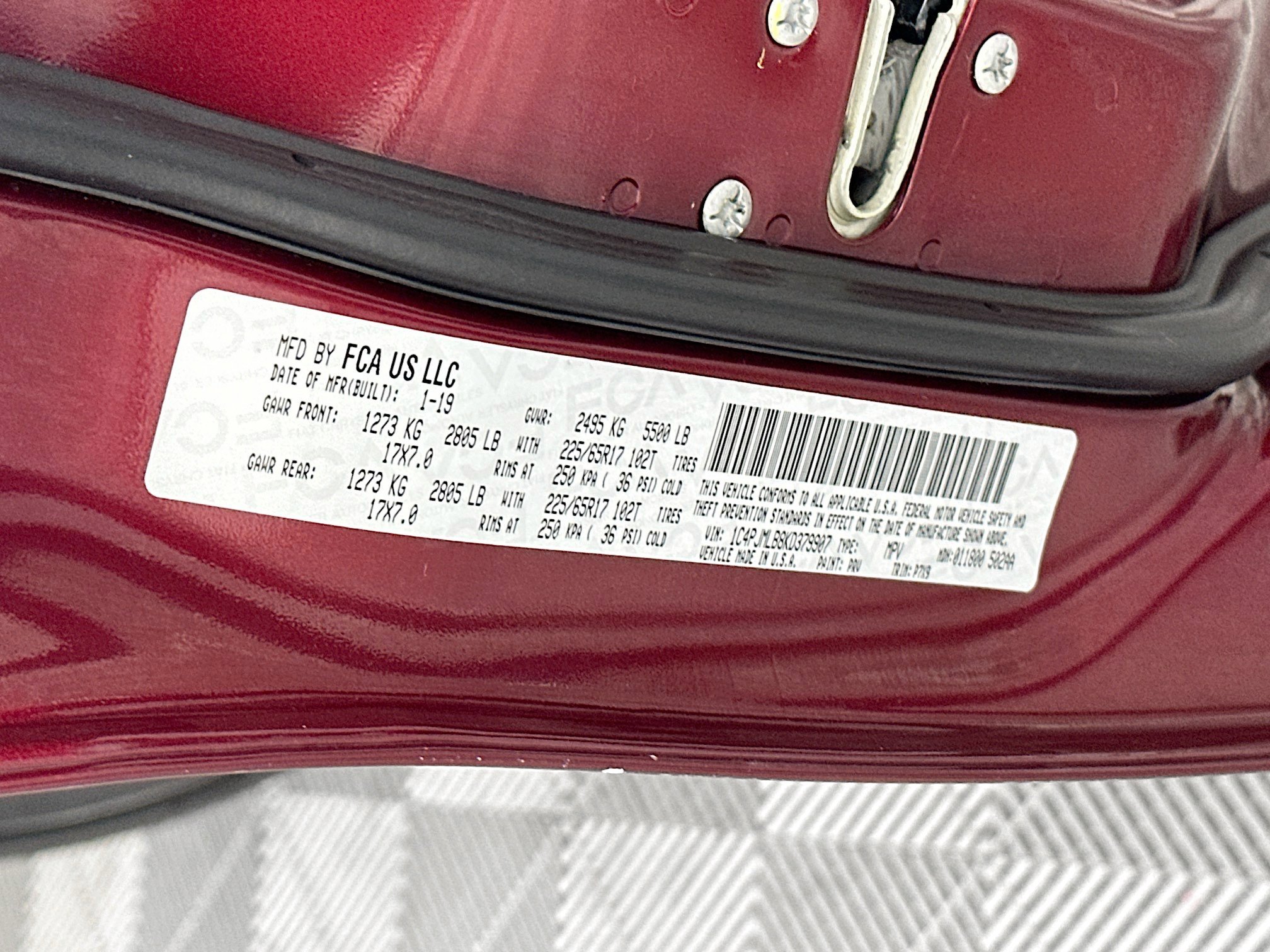 Used 2019 Jeep Cherokee Latitude Plus w/ Comfort/Convenience Group image 12