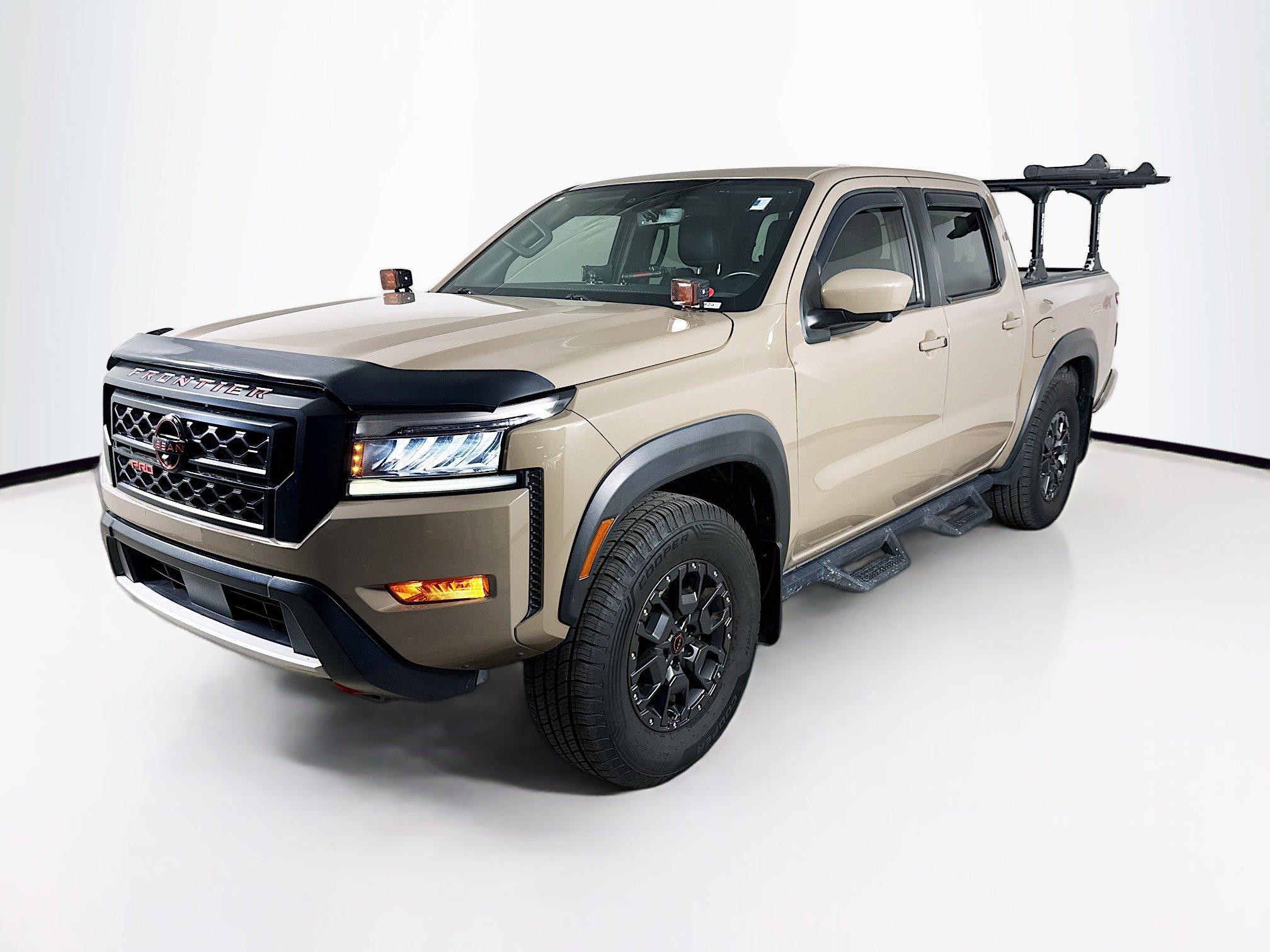 Used 2023 Nissan Frontier PRO-4X w/ Pro-4X Premium Package AWD/4WD image 4