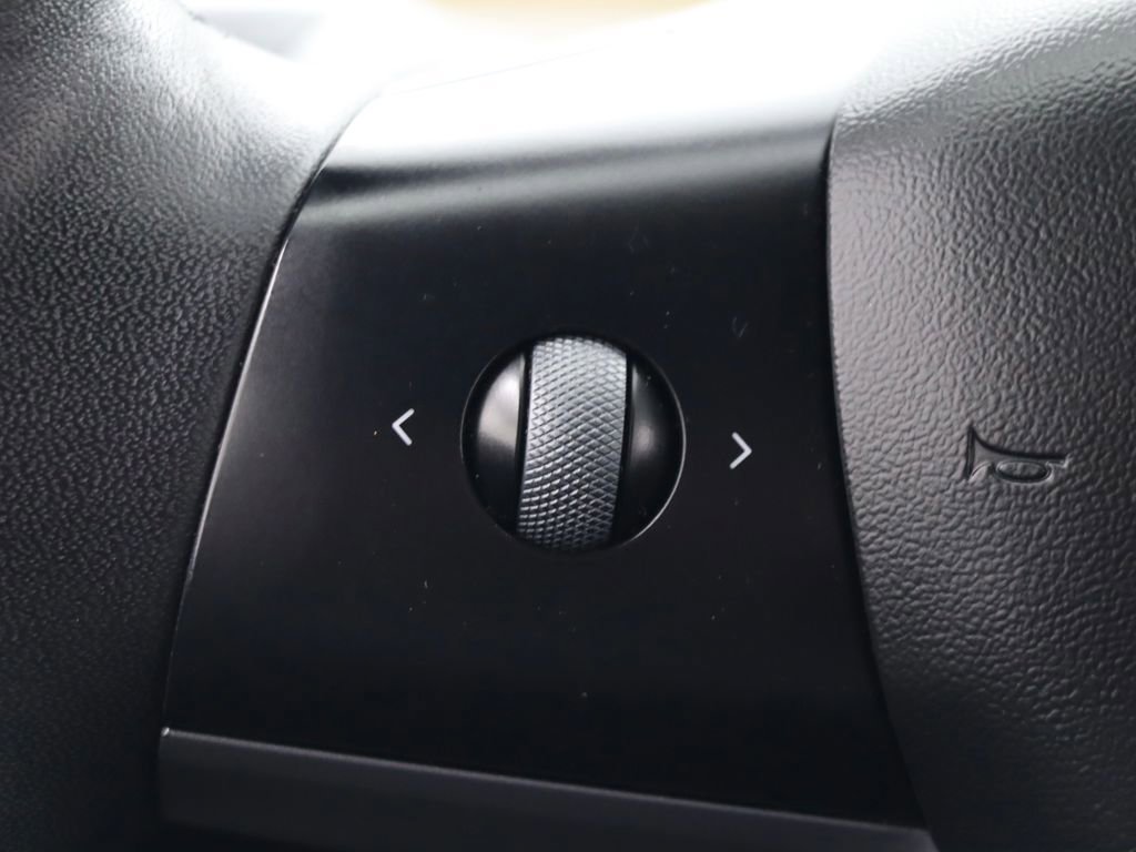 Used 2021 Tesla Model 3 Performance image 15