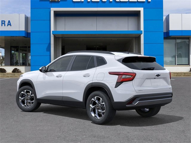 New 2025 Chevrolet Trax LT w/ Sunroof Package image 3