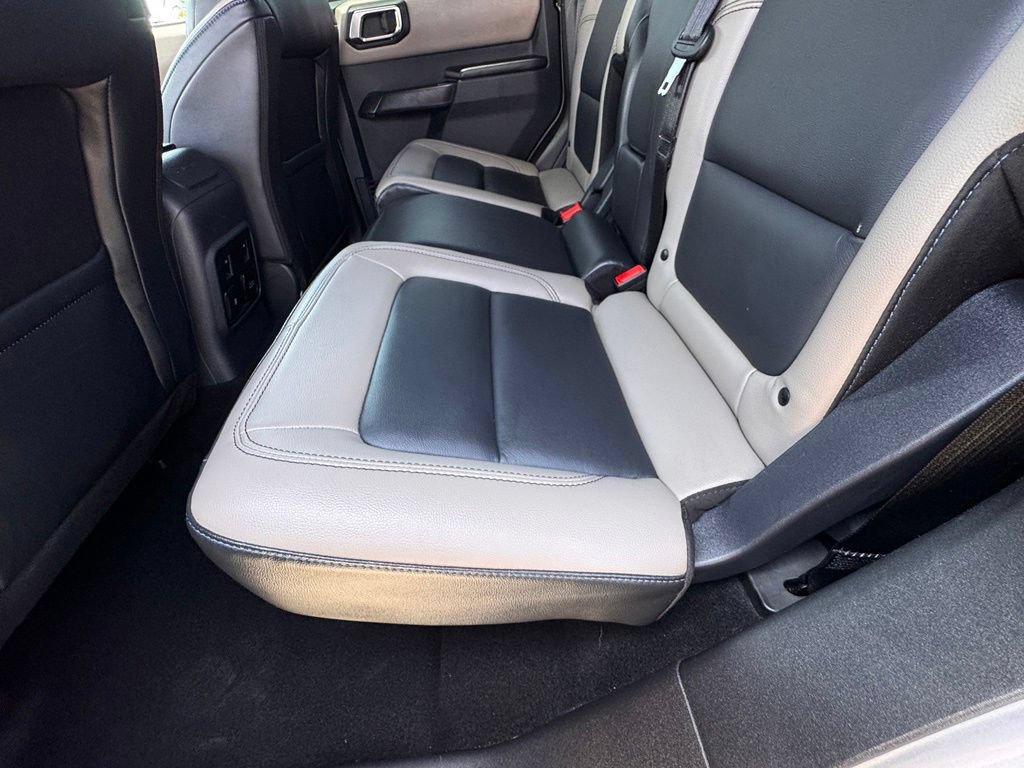 Used 2024 Ford Bronco Wildtrak AWD/4WD image 29