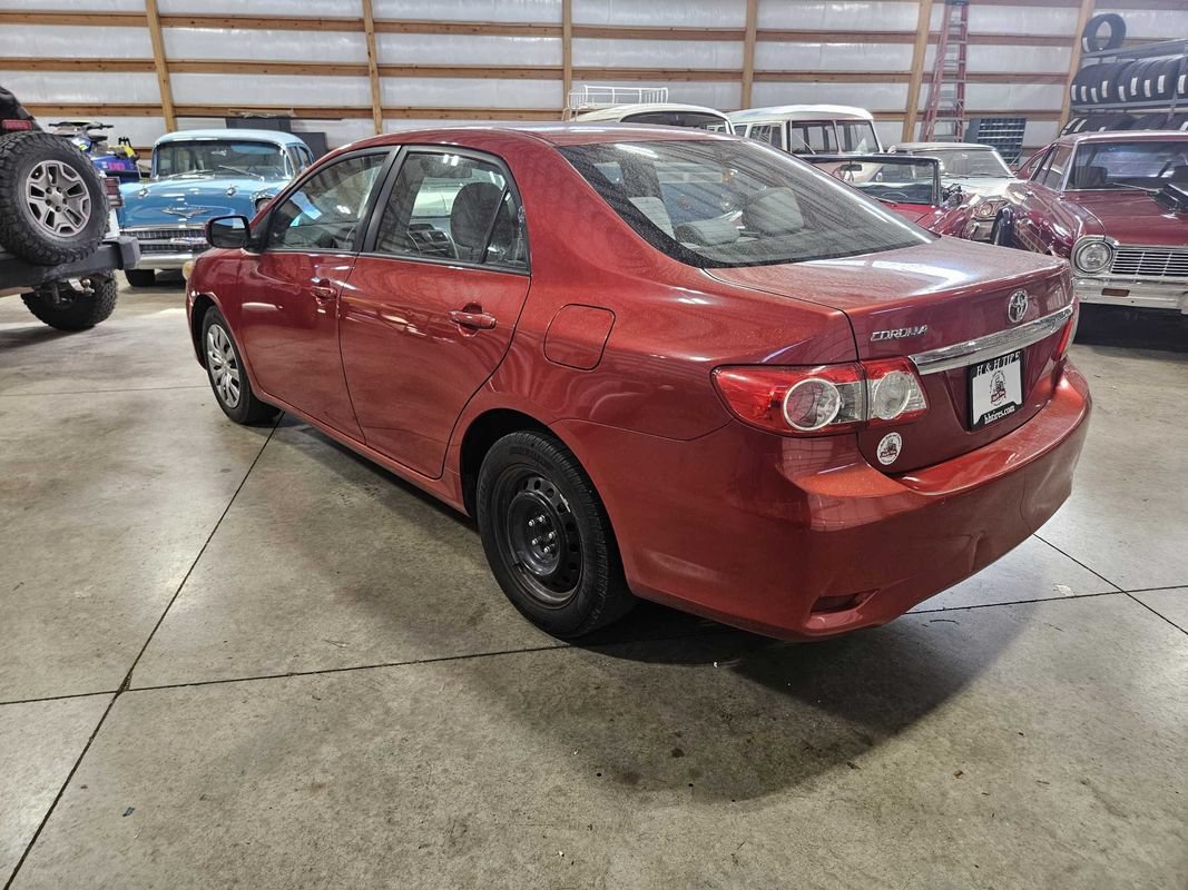 Used 2012 Toyota Corolla LE FWD image 6