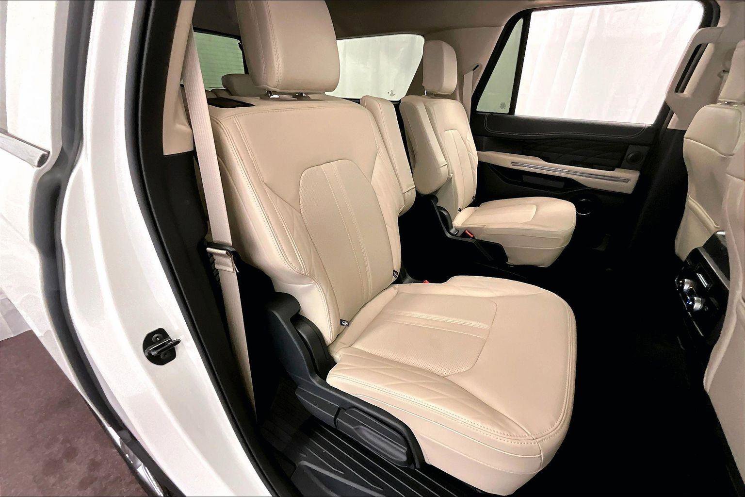 Used 2024 Ford Expedition Max Platinum image 26