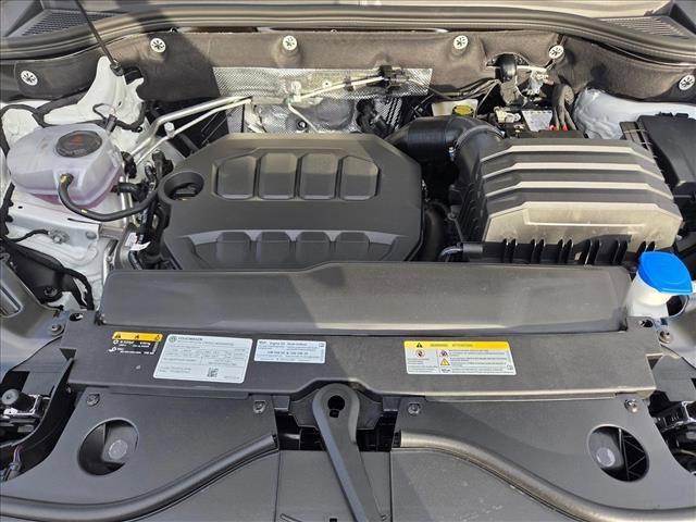 New 2026 Volkswagen Atlas Cross Sport SEL R-Line image 17