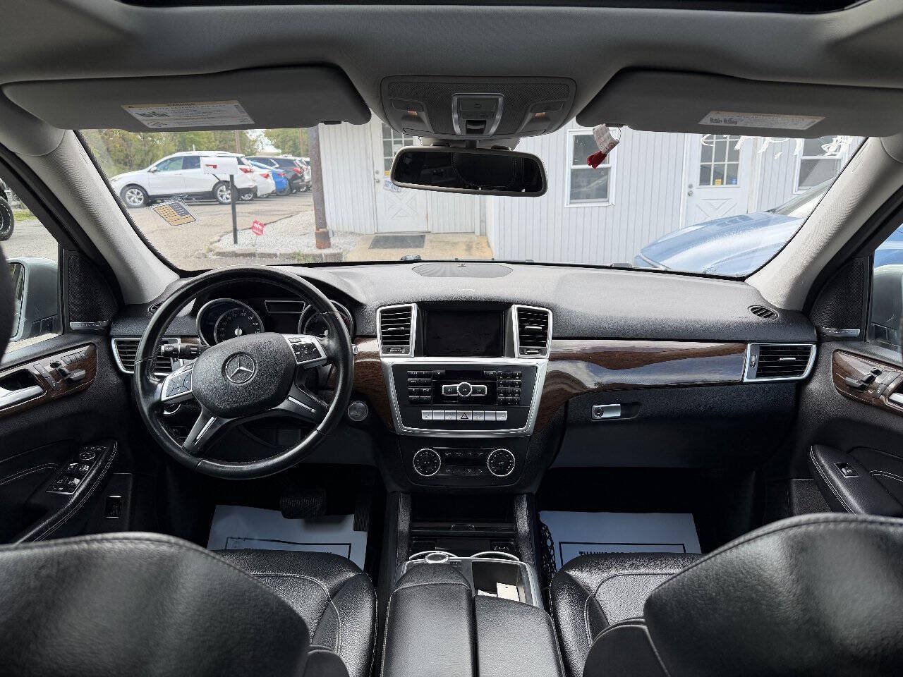 Used 2014 Mercedes-Benz ML 350 BlueTEC 4MATIC image 8