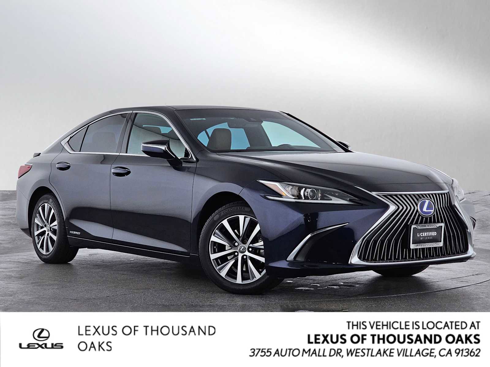 Certified 2020 Lexus ES 300h w/ Accessory Package 2