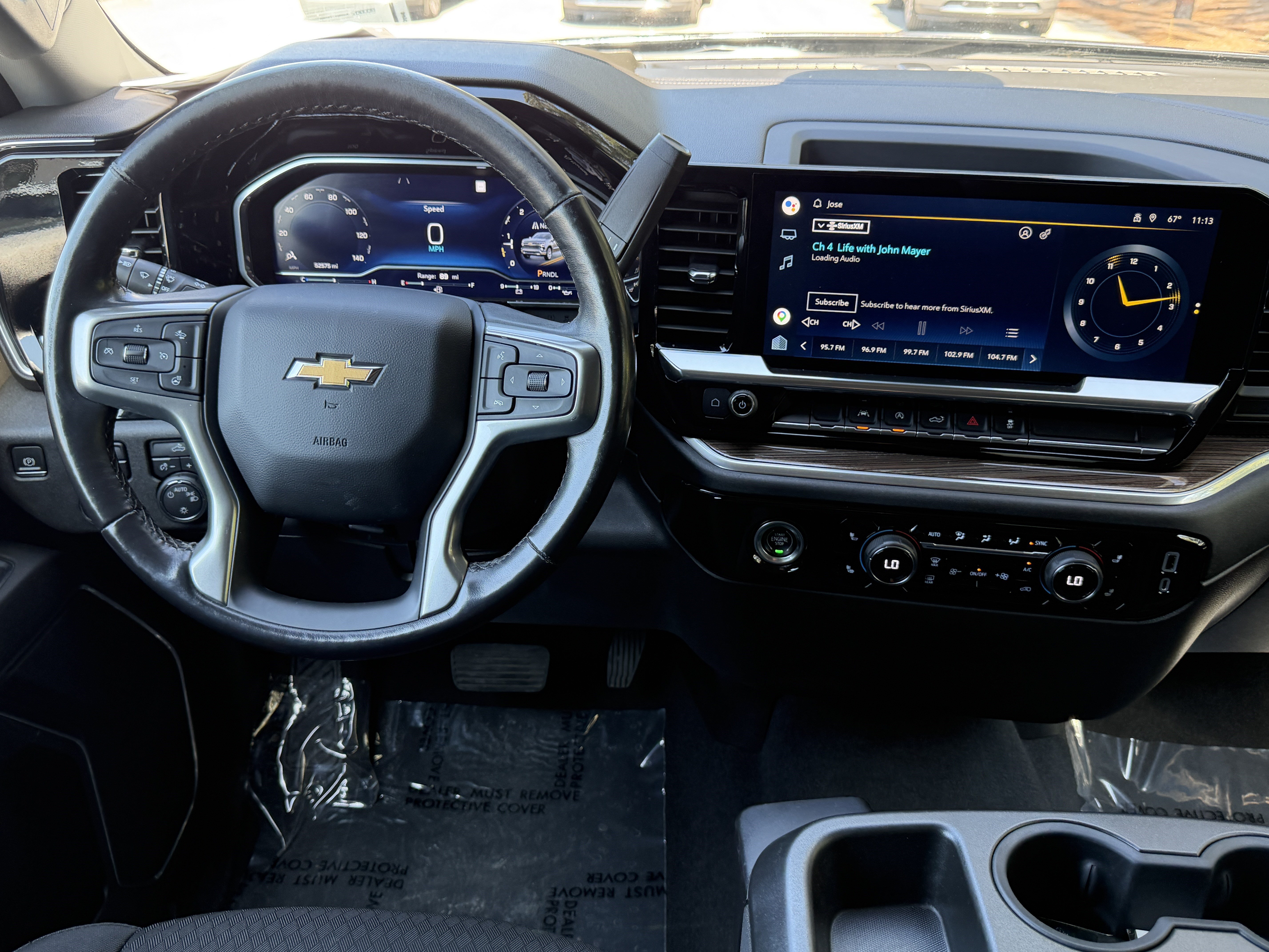 Used 2022 Chevrolet Silverado 1500 LT AWD/4WD image 44