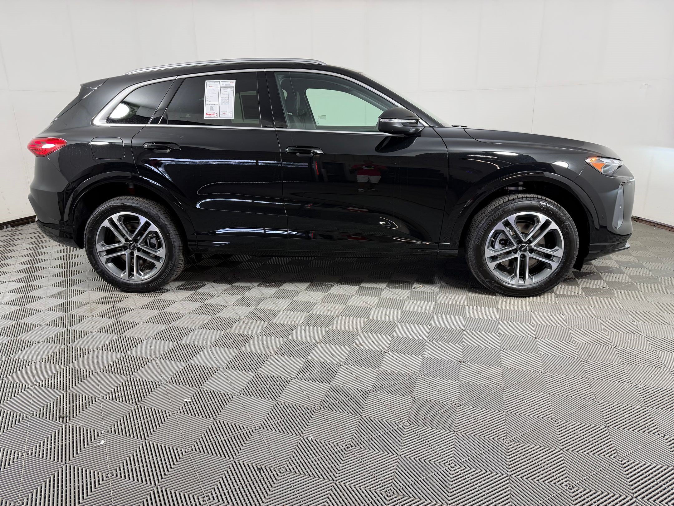 New 2026 Audi Q5 Premium AWD/4WD image 8
