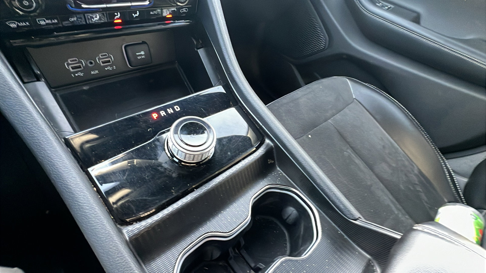 Used 2024 Jeep Grand Cherokee Altitude image 30