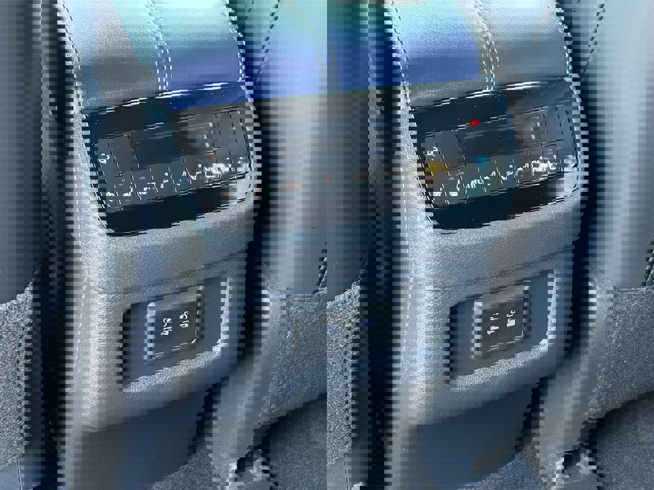 New 2026 INFINITI QX60 Luxe image 16