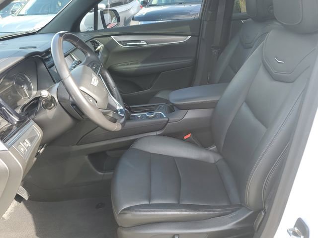 Used 2023 Cadillac XT6 Luxury image 27