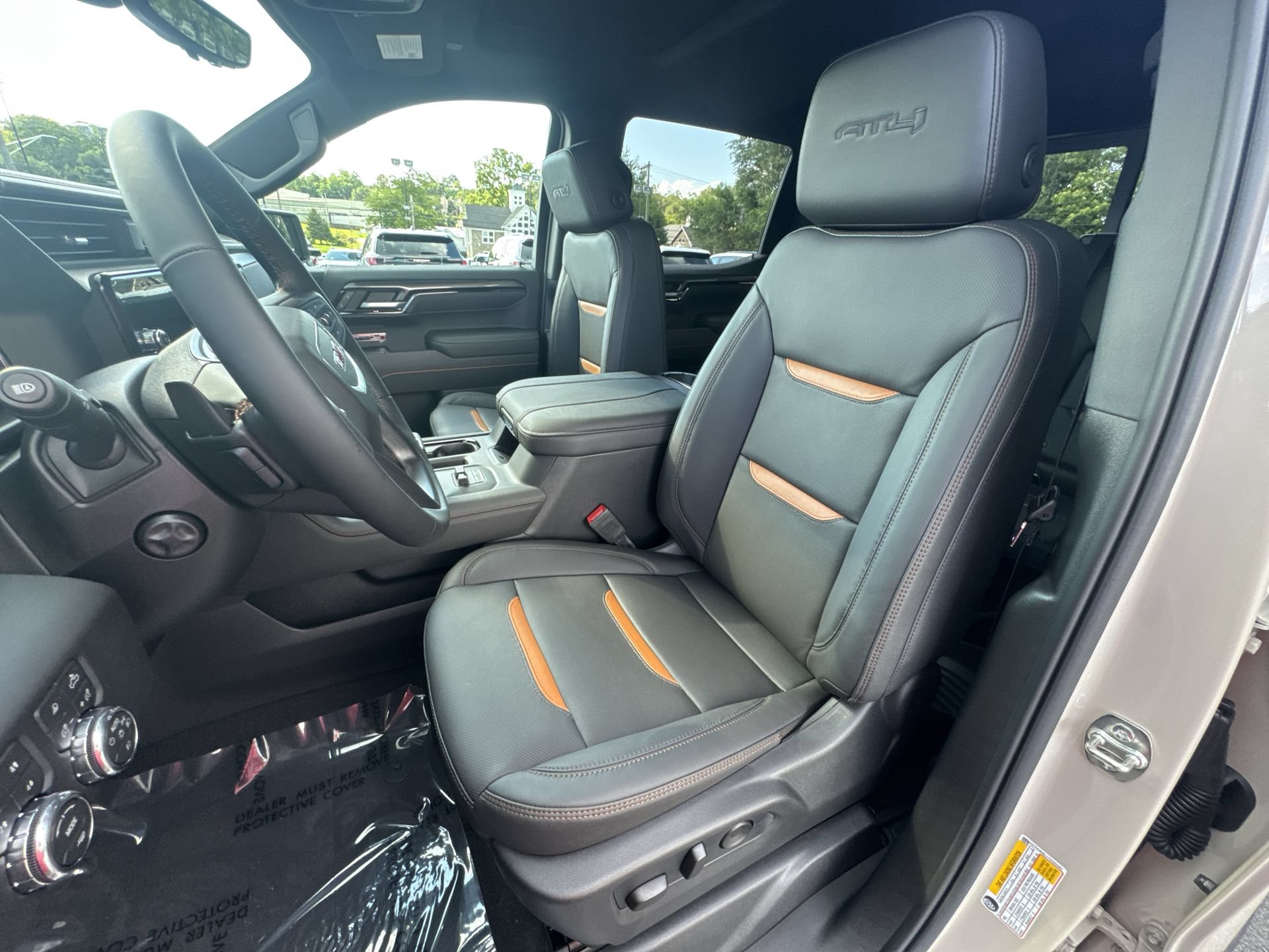New 2026 GMC Sierra 1500 AT4 w/ AT4 Premium Package AWD/4WD image 13