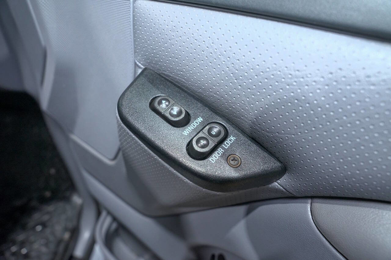 Used 1996 Ford F250 4x4 Regular Cab image 34