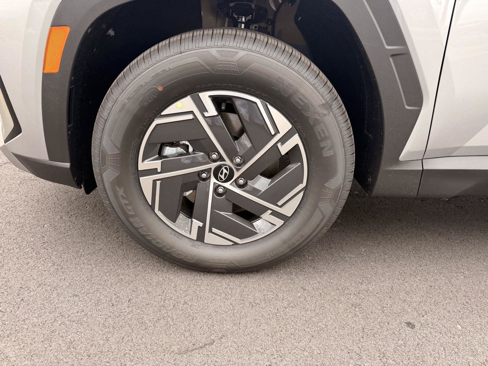 New 2026 Hyundai Tucson Blue SE AWD/4WD image 9