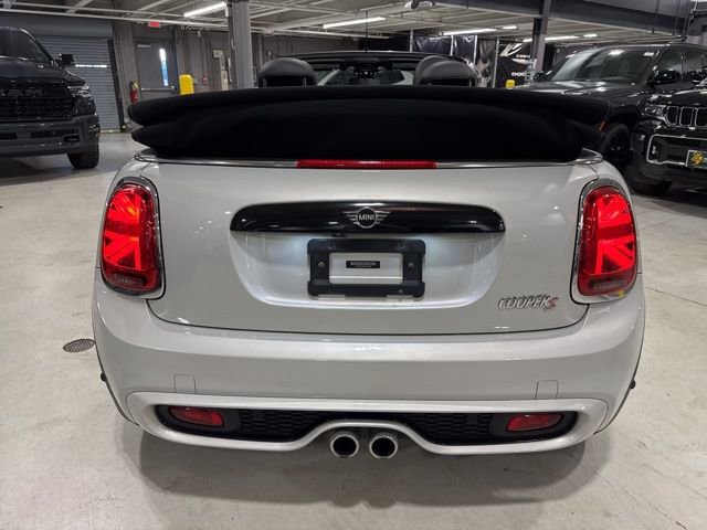 Used 2021 MINI Cooper S w/ Signature Upholstery Package image 19