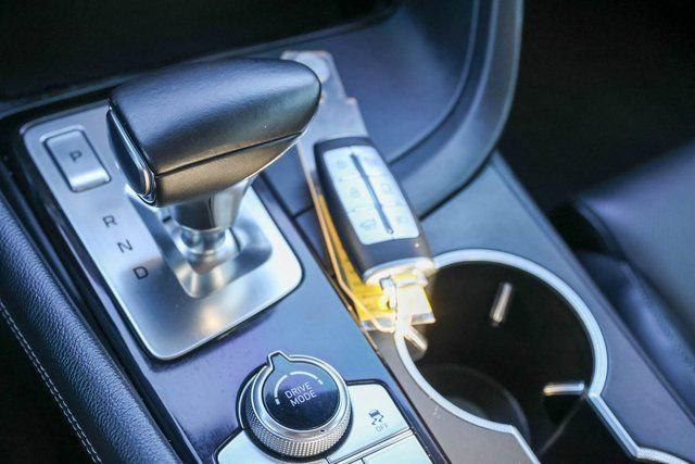 Used 2023 Genesis G70 2.0T image 21