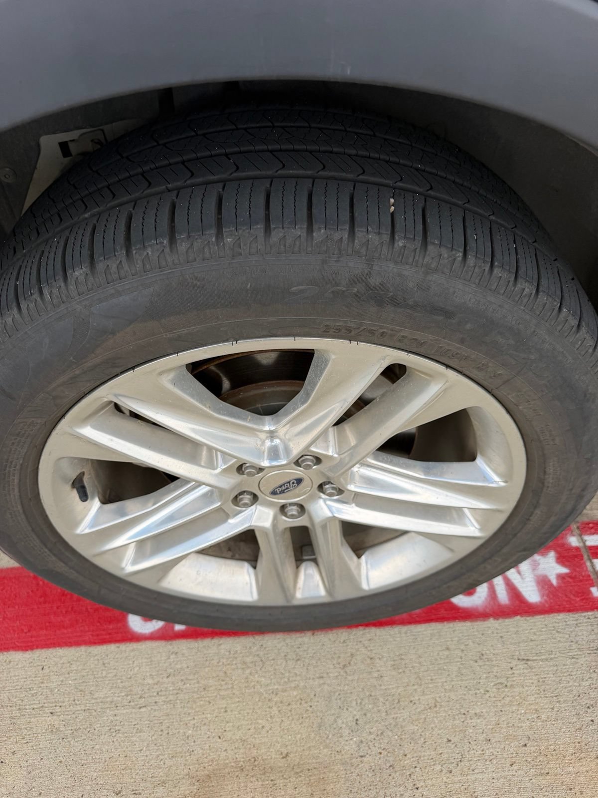 Used 2017 Ford Explorer Limited FWD image 26