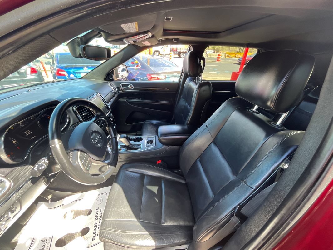 Used 2020 Jeep Grand Cherokee Limited AWD/4WD image 9