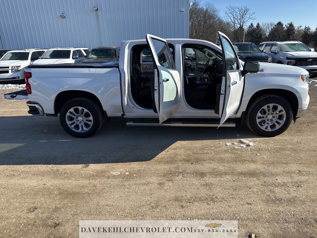 Used 2022 Chevrolet Silverado 1500 LTZ image 35