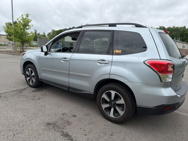 Used 2017 Subaru Forester 2.5i w/ Alloy Wheel Package AWD/4WD image 9