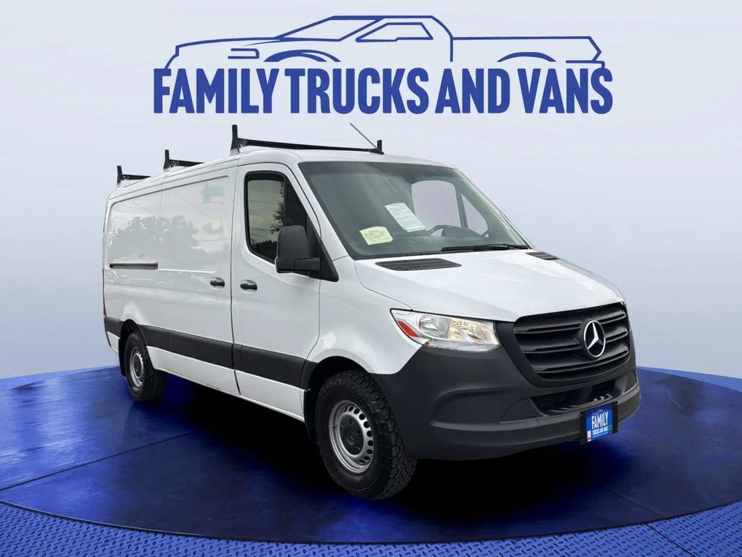 Used 2021 Mercedes-Benz Sprinter 2500 image 7