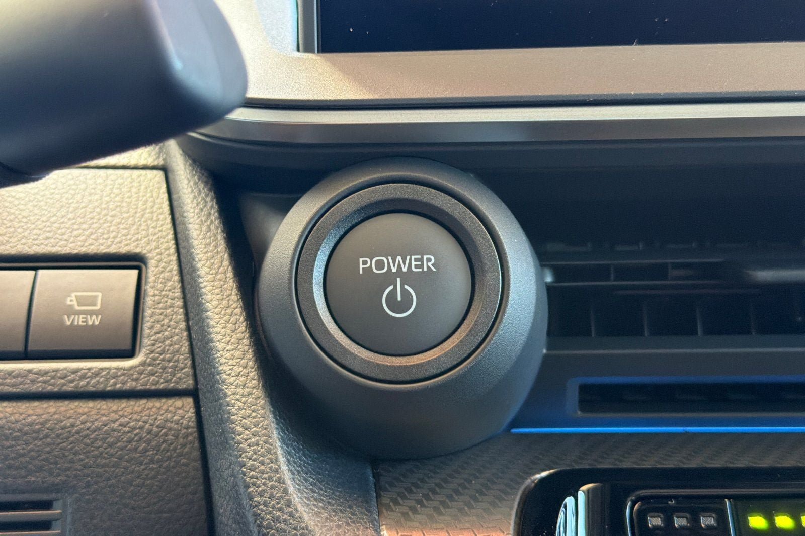 New 2026 Toyota Prius Limited AWD/4WD image 26