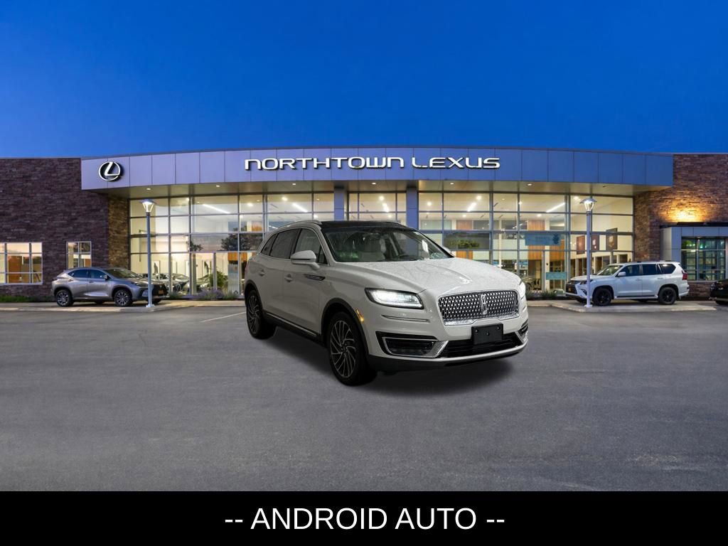 Used 2020 Lincoln Nautilus Reserve w/ Cargo Utility Package AWD/4WD image 3