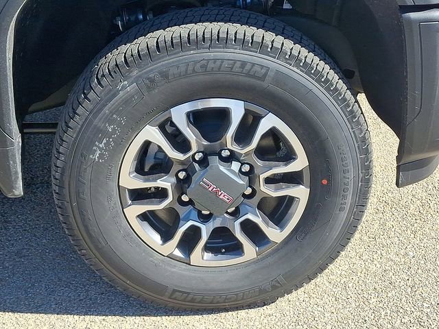 New 2026 GMC Sierra 2500 SLE image 9