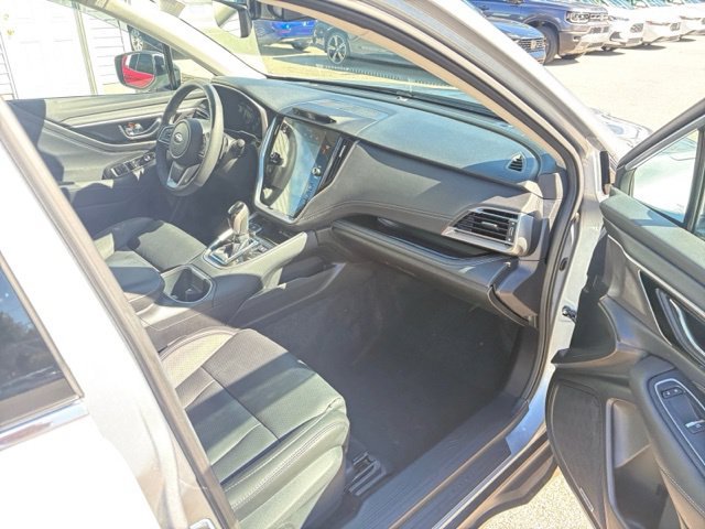 Used 2025 Subaru Outback Touring AWD/4WD image 41