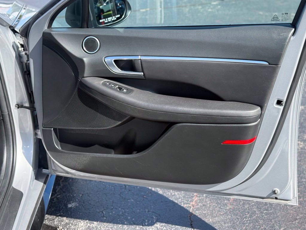 Used 2023 Hyundai Sonata SEL w/ Cargo Package FWD image 23