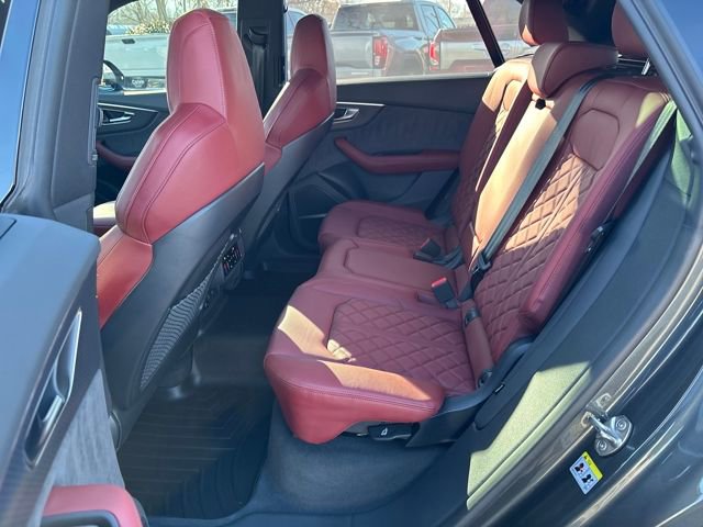 Used 2025 Audi SQ8 Premium Plus image 28