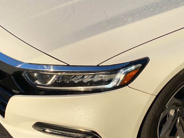 Used 2019 Honda Accord EX image 4