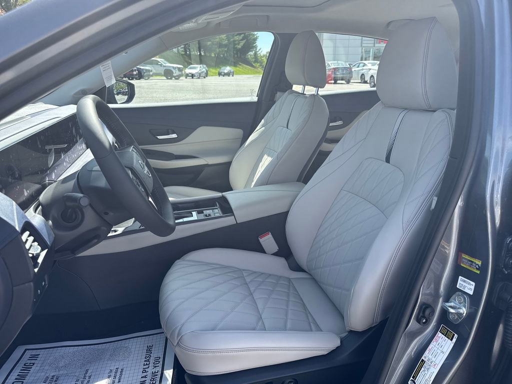 New 2026 Nissan Sentra SL w/ Floor Mat Package FWD image 10