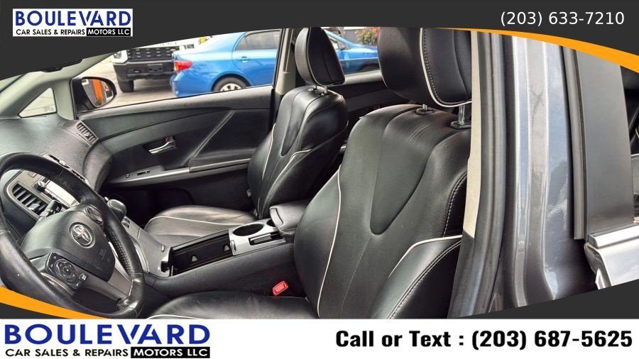Used 2013 Toyota Venza XLE AWD/4WD image 28