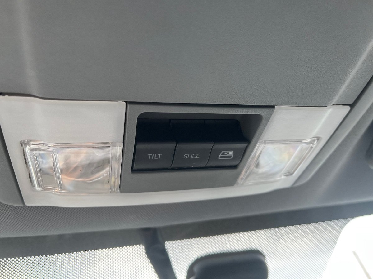Used 2012 Ford F150 Platinum AWD/4WD image 25
