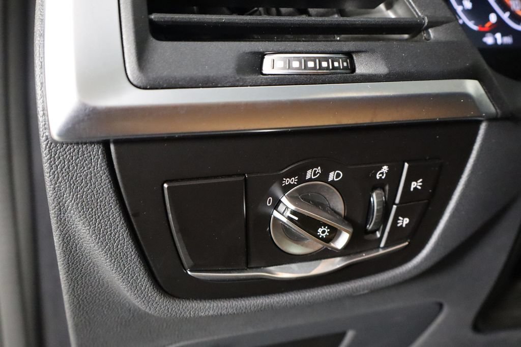 Used 2023 BMW X3 sDrive30i w/ Convenience Package w/ZPA RWD image 17