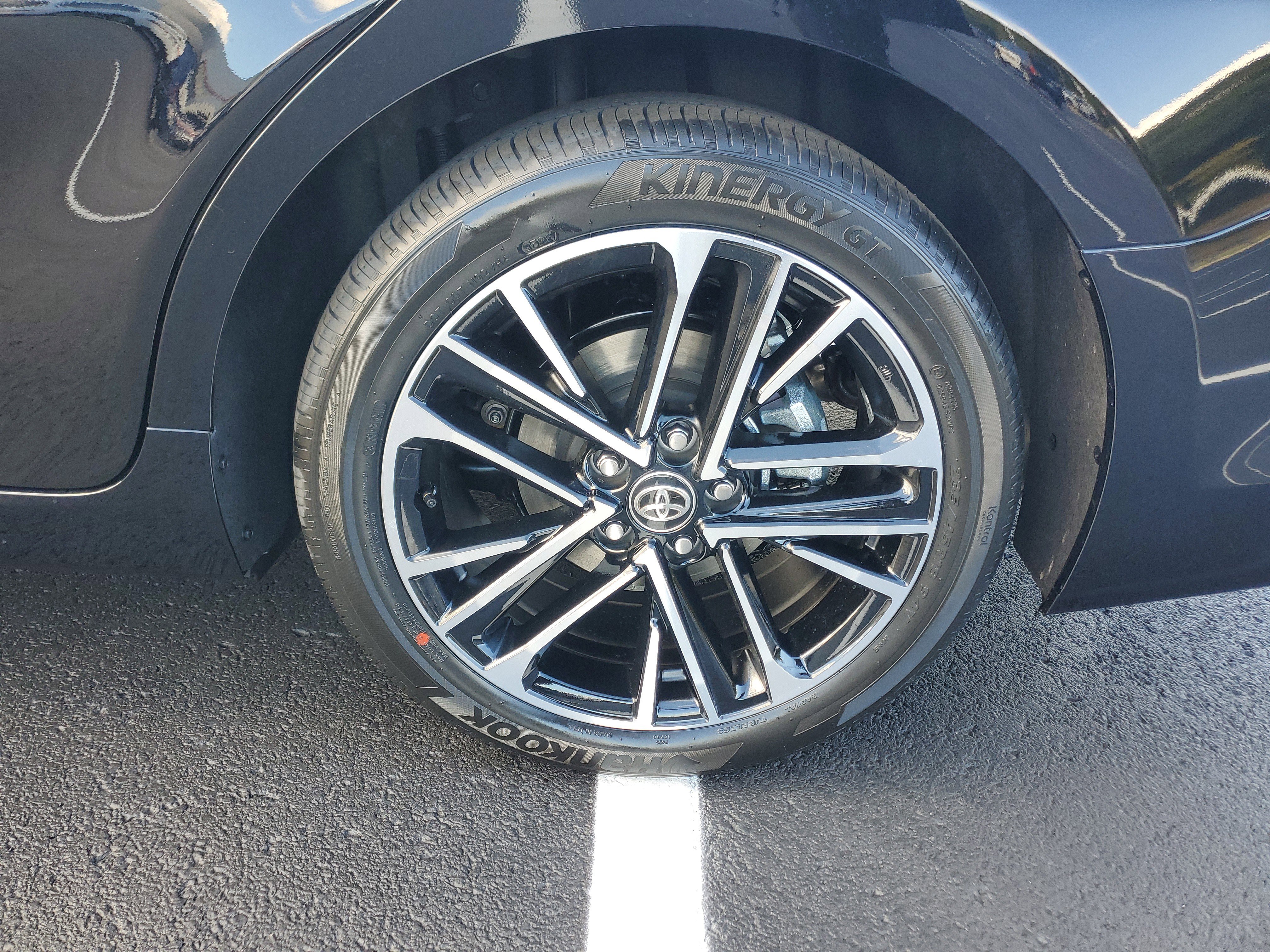 Used 2026 Toyota Camry XLE image 10