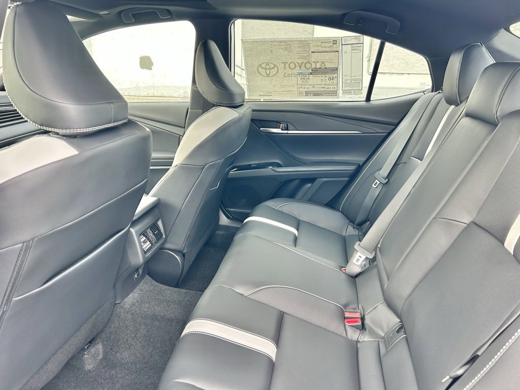New 2026 Toyota Camry Hybrid image 12